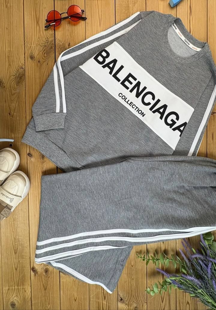 بلوز شلوار بالنسیاگا سایز 60. 65